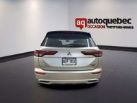 MITSUBISHI OUTLANDER SE S-AWC 2022 - 7 PASSAGERS TOIT PANORAMIQUE CAMÉRA 360° PNEUS ÉTÉ + HIVER ENTR... (image 4)