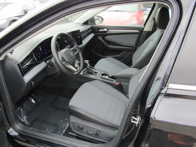 2026 Volkswagen Jetta Comfortline Leather Low KM | CarPlay || Ba in Cars & Trucks in Calgary - Image 16