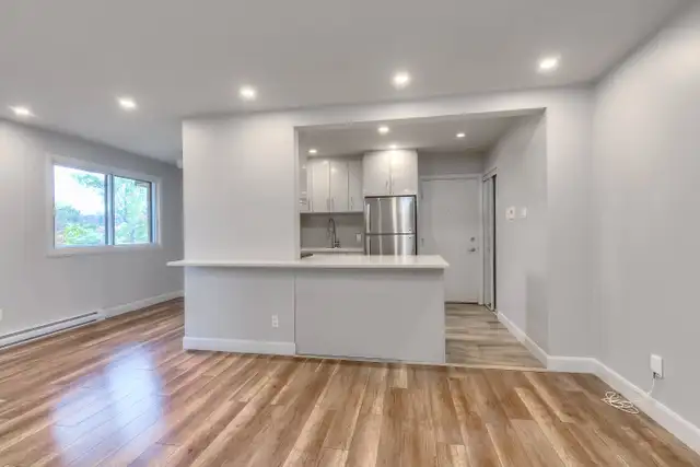 5.5 Style Condo, Open Concept, Semi-Furnished, Pierrefonds 1780$628633278735391225