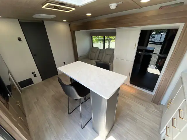 2026 Forest River VIBE EXTREME LITE in Travel Trailers & Campers in Terrace - Image 12