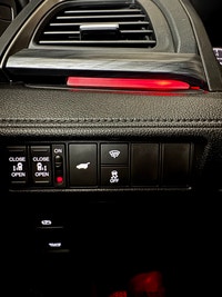 Welcome to Country Hills Volkswagen 2025 Honda Odyssey Sport-L Our team of knowledgeable professiona... (image 7)