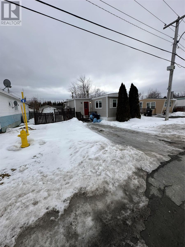 62 Meadowbrook Drive St. John's, Newfoundland & Labrador Houses for