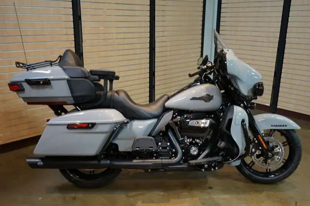 2024 Harley-Davidson FLHTK - Ultra Limited in Sport Touring in Lethbridge - Image 3