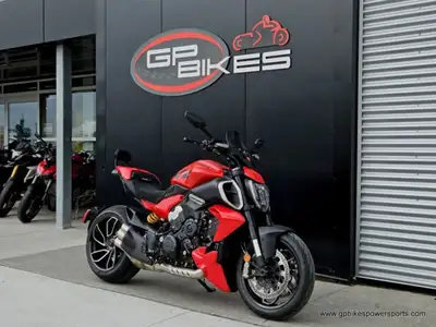 No money down.Credit approved in minutes* OACJust...CLICK HERE 2023 Ducati Diavel 4 Ducati RedDare t...