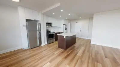 Apartment for Rent at 165 Ontario, Downtown