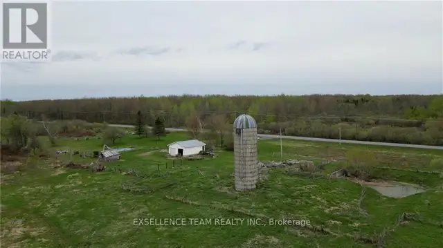19100 KENYON CONC RD 7 ROAD North Glengarry, Ontario in Land for Sale in Ottawa - Image 18