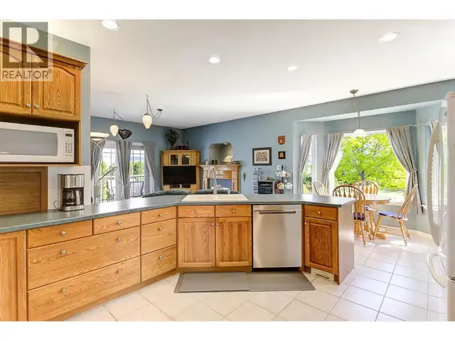 3520 Fitzgerald Road Kelowna, British Columbia in Houses for Sale in Penticton - Image 19
