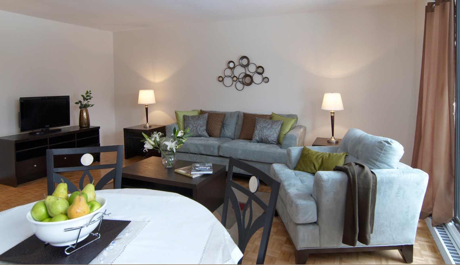 205 Rue Frobisher Dr — photo 1