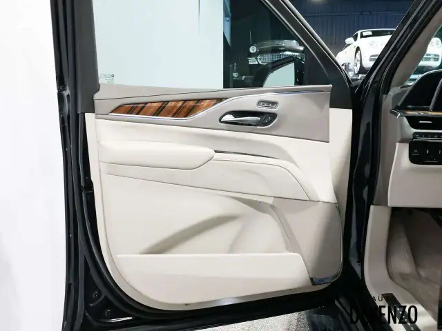 2023 Cadillac Escalade ESV PLATINUM5787619251408179214