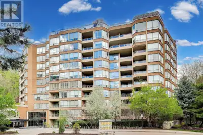 Welcome to Governor's Hill, located in the heart of Hogg's Hollow, one of Toronto's most admired com...