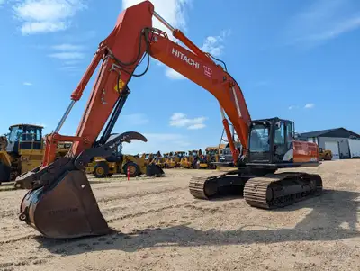 2023 Hitachi ZX350LC -6 Hydraulic Tracked Excavator HRS: 2,814 Surround view cameras PAS 13'8in. Sti...