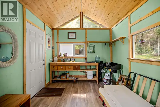 1632 Carrington Bay Rd Cortes Island, British Columbia in Houses for Sale in Campbell River - Image 16
