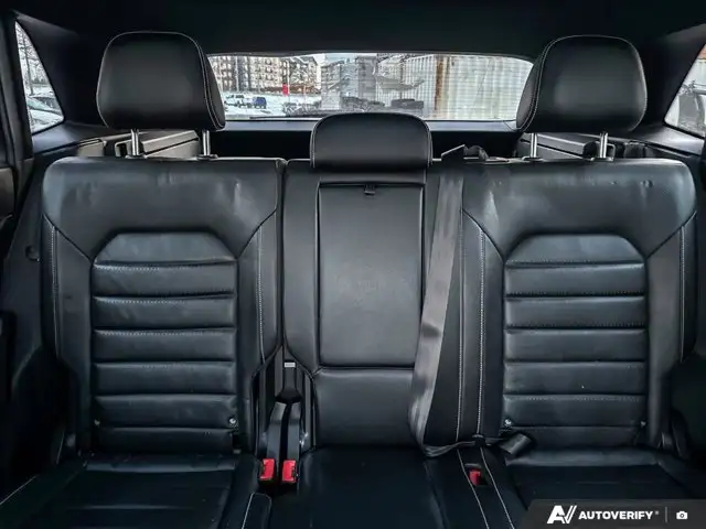 2021 Volkswagen Atlas Cross Sport Highline in Cars & Trucks in Ottawa - Image 16