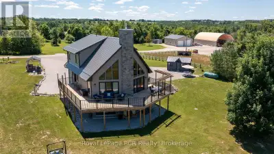 27 acre farm with a shop, storage building and home. Substantial driveway and gravel yard at the 40x...