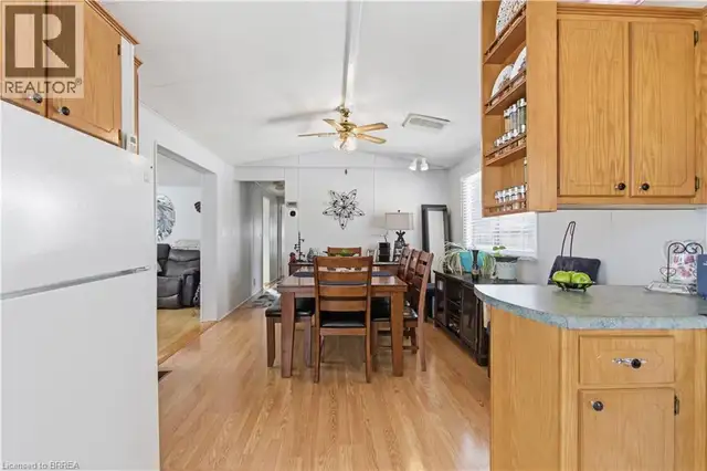 428 PINE Pass Wellington, Ontario in Houses for Sale in Oakville / Halton Region - Image 34