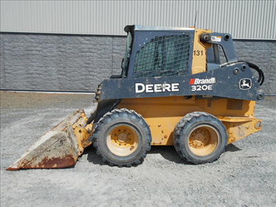 2015 John Deere 320E in Heavy Equipment in Fredericton - Image 7