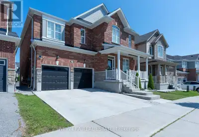 Welcome to this luxurious 2-storey home offering over 4,000 sq ft of beautifully finished living spa...