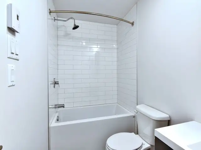 4.5 2cc 2sdb Condo appartement à louer Sud-Ouest-Wilcox in Long Term Rentals in City of Montréal - Image 8