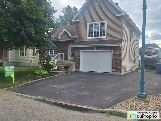 $849,000 - Duplex for sale in Mascouche in Houses for Sale in Laval / North Shore - Image 2