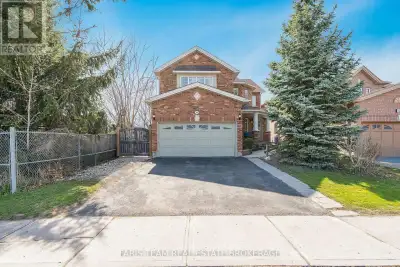 Top 5 Reasons You Will Love This Home: 1) Welcome to the perfect family home, ideally situated in th...