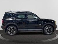 Check out this vehicle's pictures, features, options and specs, and let us know if you have any ques... (image 5)