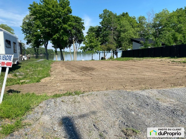 $425,000 - Residential Lot for sale in Clarenceville — photo 2