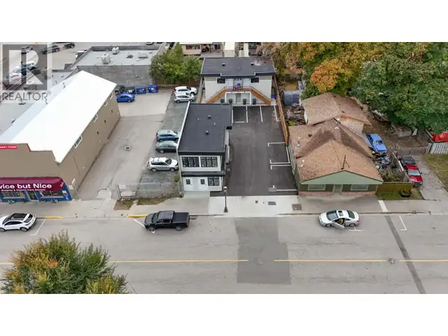 704 Cliff Avenue Enderby, British Columbia in Commercial & Office Space for Rent in Prince Rupert - Image 25