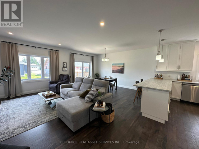 25 BAMAGILLIA ST Whitewater Region, Ontario in Houses for Sale in Renfrew - Image 3