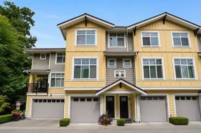 Welcome to Augusta in desirable Pacific Douglas! This beautifully finished 3-bedroom, 3-bathroom tow...