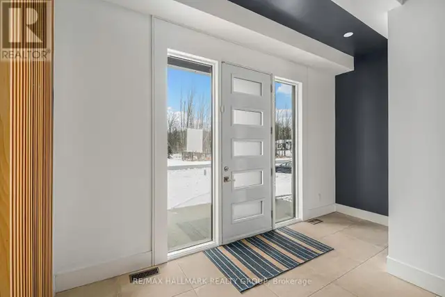 132 ROBERT TAITE DRIVE Ottawa, Ontario62863333266689122