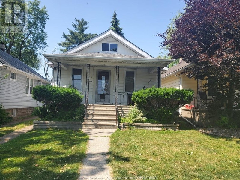 1209 WIGLE AVENUE Windsor, Ontario Houses for Sale Windsor Region
