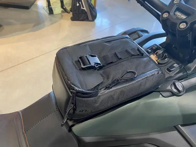 2025 Can-Am Canyon Redrock Edition in Street, Cruisers & Choppers in Kitchener / Waterloo - Image 10