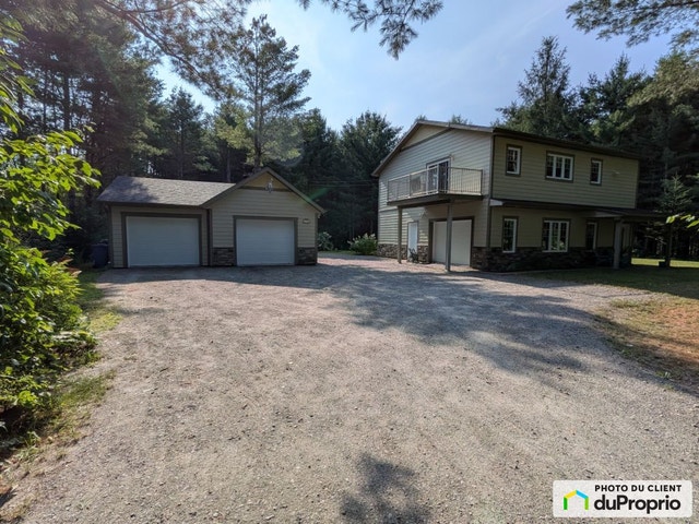 $649,000 - 2 Storey for sale in Mont-Tremblant (St-Jovite) — photo 1