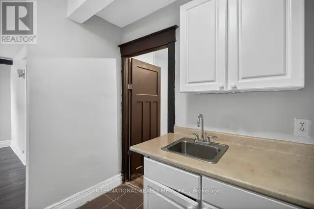2 - 109 BALSAM AVENUE S Hamilton (Stipley), Ontario in Long Term Rentals in Hamilton - Image 13