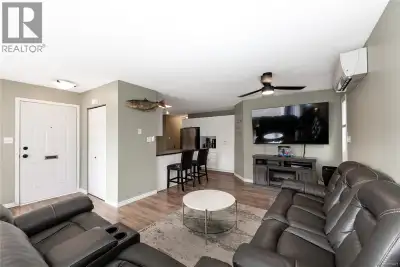 OPEN HOUSE, Sunday, Oct 18, 12-1:30. Willow Point rancher, 1/2 duplex, 1250 sqft, 3 bedrooms and 2 b...