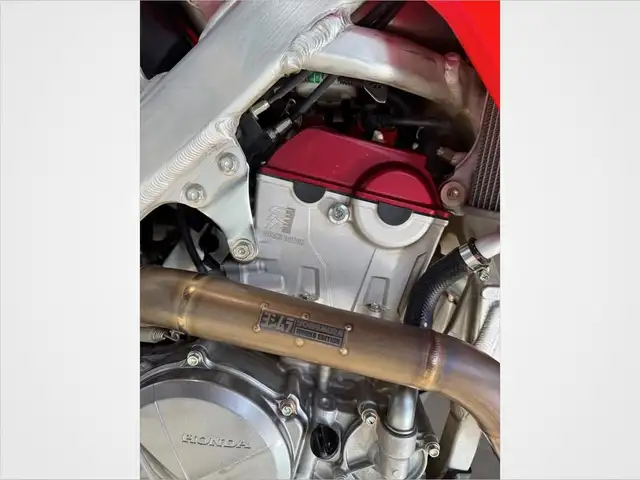 2025 Honda CRF250RWE in Dirt Bikes & Motocross in Grand Bend - Image 5