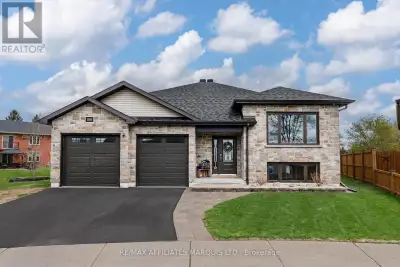 An absolute gem in one of Cornwall's most desirable north-end locations! Welcome to 100 Forestdale,...