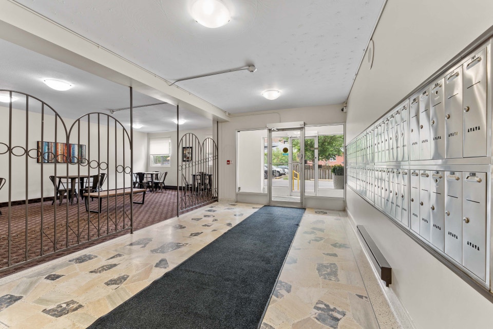 Parkview Heights Apartments - 2 Bedroom Apartment for Rent - Bra 5