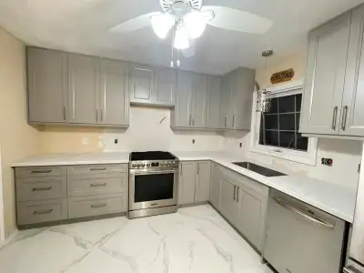 European style frameless kitchen cabinets Warehouse direct sale! All kitchen and bathroom cabinets a...