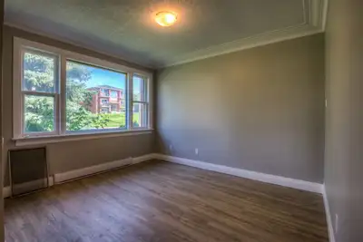 This unfurnished apartment is conveniently located within an 8 min drive from downtown Kitchener and...