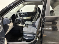 Discover urban versatility with the 2022 Hyundai Venue Urban, now available at Moose Jaw Hyundai. Th... (image 7)