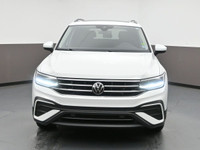 The 2024 Tiguan Comfortline delivers a perfect balance of practicality and sophistication. Powered b... (image 1)