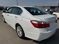 2013 Honda Accord EX-L | Mileage: 236,587 km ABS Brakes, Alloy Wheels, Heated Seats, Power Sunroof,... (image 3)