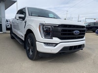 CLEAN CARFAX ONE OWNER, Heated and Cooled Front Seats, 360 Camera, PANORAMIC SUNROOF, Front and Rear... (image 5)
