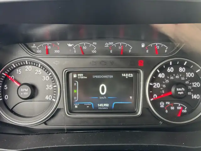 2019 International 4300 - 25FT FLAT BED TRUCK W/ RAMPS *CUMMINS ...