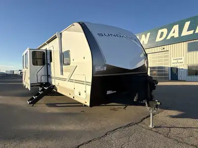 Designed for Comfort and Entertaining: 2026 Heartland Sundance 31BROK 2026 Heartland Sundance 31BROK...
