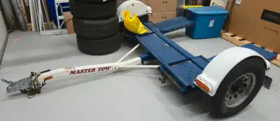 Selling a 2017 Master Tow 80THD car hauler trailer. For towing small to full-size cars, and some van...