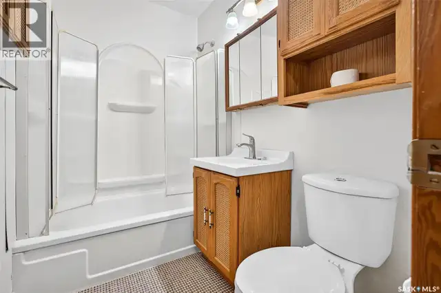 1322 7th AVENUE NW Moose Jaw, Saskatchewan in Houses for Sale in Moose Jaw - Image 25