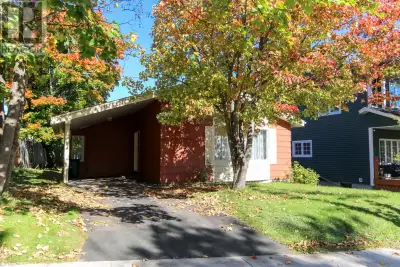 Excellent home ownership opportunity in a desirable east-end neighbourhood! This 3 + 1 bedroom bunga...