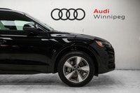 This Audi Q5 delivers a Intercooled Turbo Gas/Electric I-4 2.0 L/121 engine powering this Automatic... (image 3)